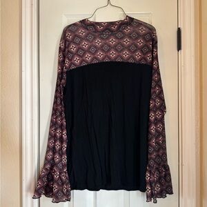 Women's partial mesh Patterned Top